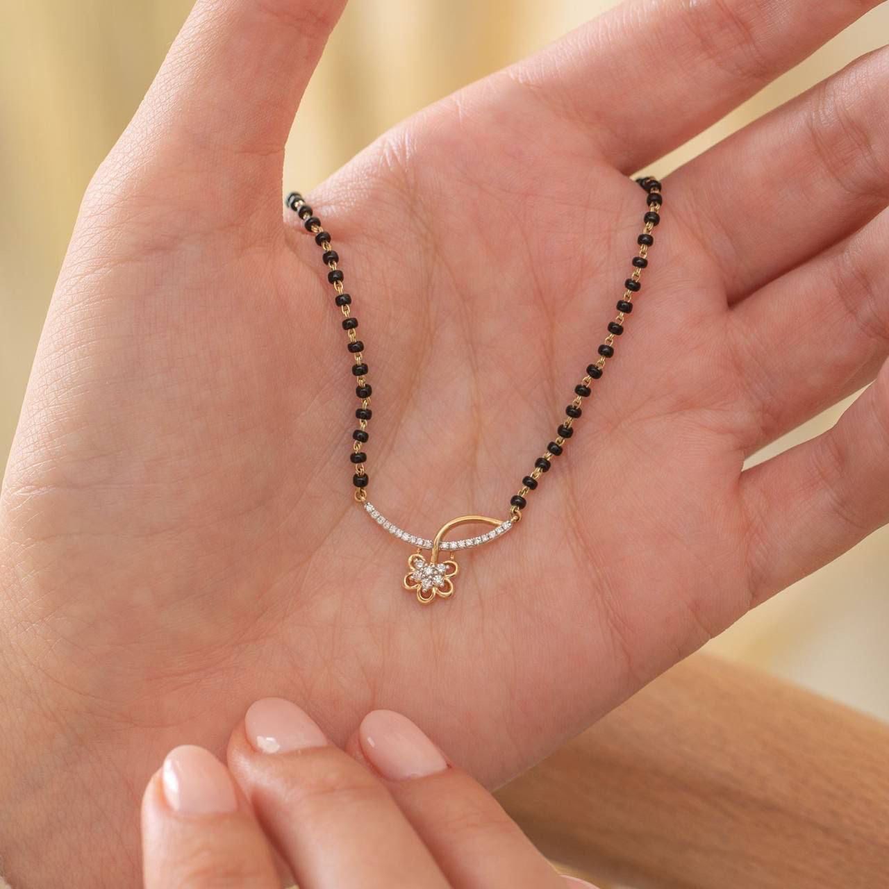 Flower Pendant Premium Loved by Anushka Sharma