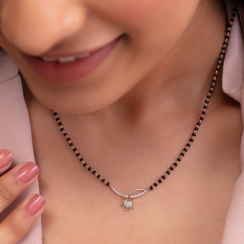 Flower Pendant Premium Loved by Anushka Sharma